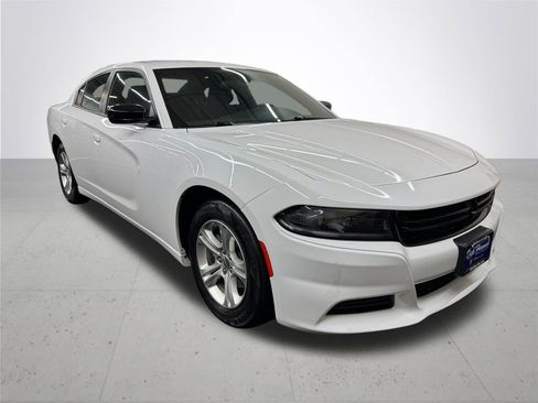 Used 2023 Dodge Charger SXT image 9