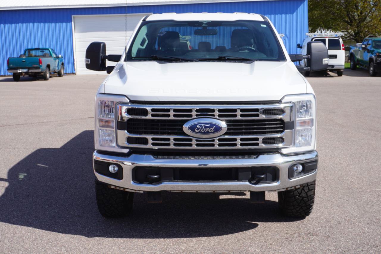 Used 2023 Ford F250 XLT w/ FX4 Off-Road Package AWD/4WD image 8