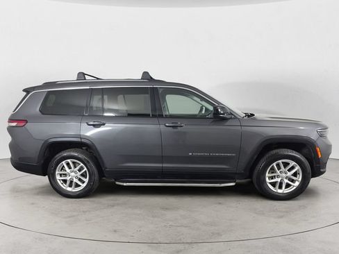 Used 2022 Jeep Grand Cherokee L Laredo w/ Luxury Tech Group I AWD/4WD image 4