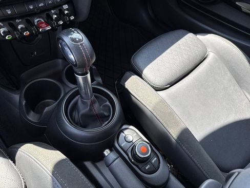 Used 2019 MINI Cooper S FWD image 26