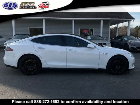 Used 2015 Tesla Model S 70 image 7