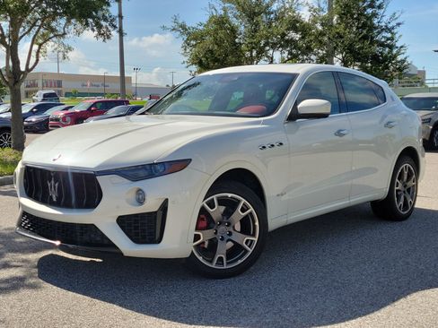 Used 2019 Maserati Levante GranSport AWD/4WD image 33