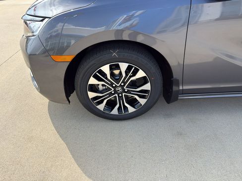 New 2026 Honda Odyssey Elite image 9