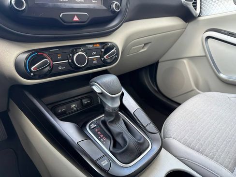 Used 2021 Kia Soul S FWD image 15