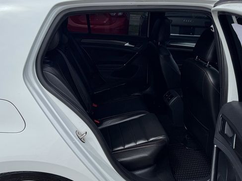 Used 2019 Volkswagen GTI SE FWD image 26