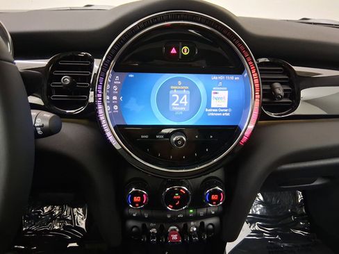 Certified 2023 MINI Cooper 2-Door Hardtop image 24