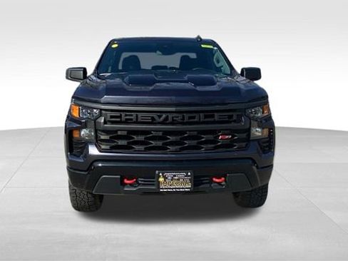 Used 2022 Chevrolet Silverado 1500 Custom Trail Boss w/ LPO, Dark Essentials Package AWD/4WD image 2