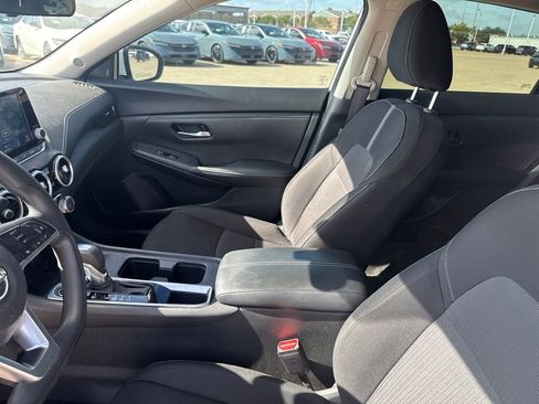 Certified 2024 Nissan Sentra SV FWD image 38