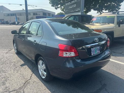 Used 2012 Toyota Yaris Sedan FWD image 3