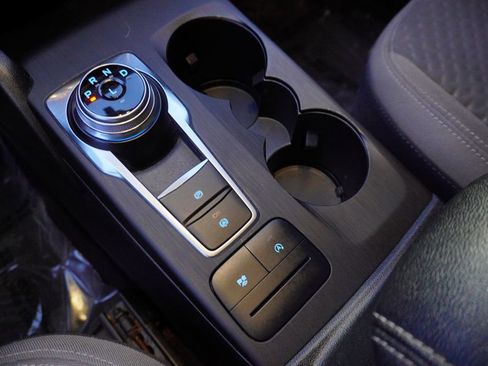 Used 2020 Ford Escape SE image 20