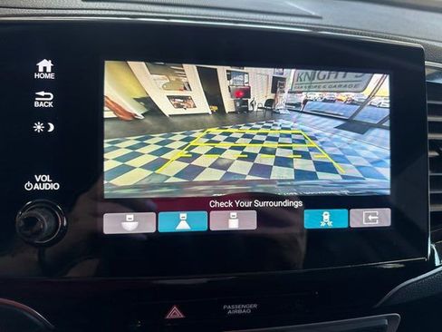 Used 2021 Honda Pilot Elite image 22