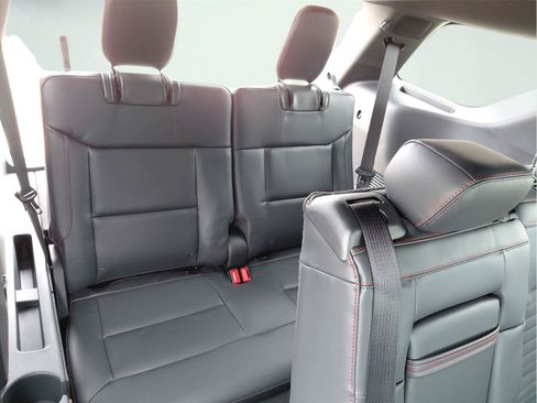 New 2026 Ford Explorer ST-Line w/ ST-Line Street Pack AWD/4WD image 23
