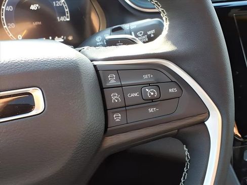 New 2025 Jeep Grand Cherokee Laredo X w/ Luxury Tech Group I image 22