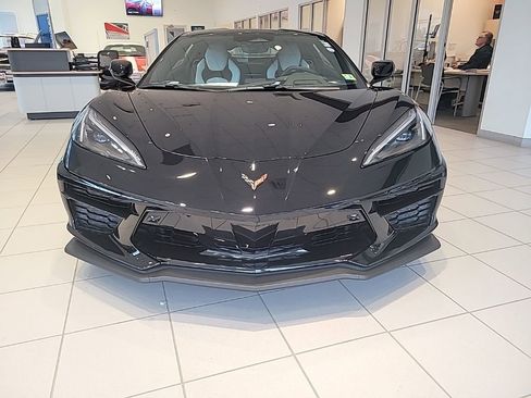 Certified 2025 Chevrolet Corvette Stingray Preferred Cpe w/ Z51 Performance Package image 8