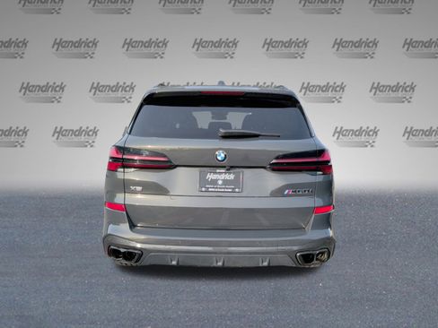 Used 2025 BMW X5 M60i w/ Climate Comfort Package image 8