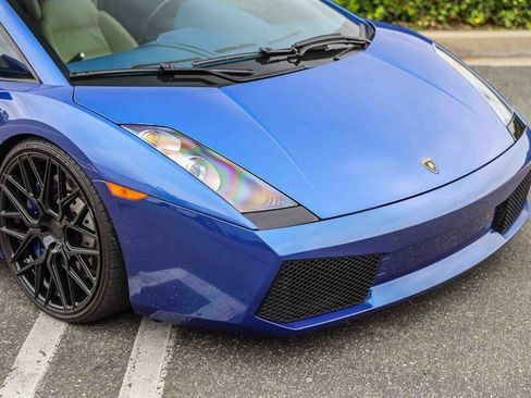 Used 2004 Lamborghini Gallardo AWD/4WD image 9