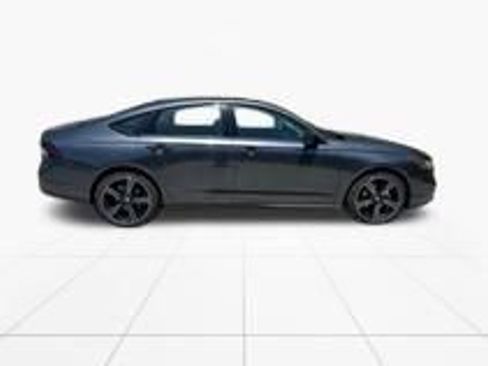 Used 2026 Honda Accord SE image 9