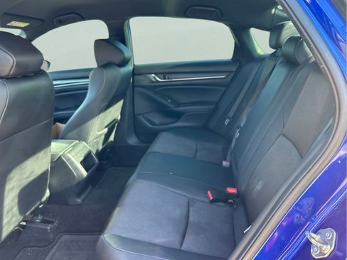 Used 2019 Honda Accord Sport image 10
