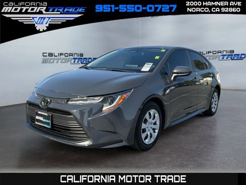Used 2023 Toyota Corolla LE FWD image 1