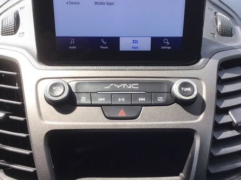 Used 2021 Ford Transit Connect XLT FWD image 9