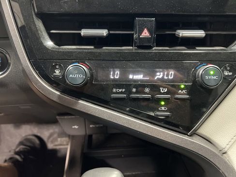 Used 2024 Toyota Camry SE image 26