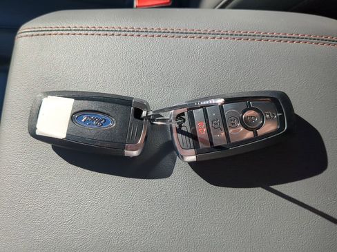 Certified 2025 Ford Explorer Active w/ Active Comfort Package image 27