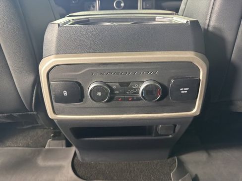 Certified 2023 Ford Expedition Limited image 13