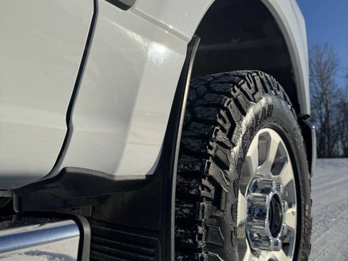 Used 2023 Ford F250 XLT w/ FX4 Off-Road Package image 13