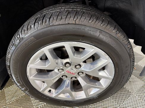 Used 2018 GMC Sierra 1500 SLT AWD/4WD image 13