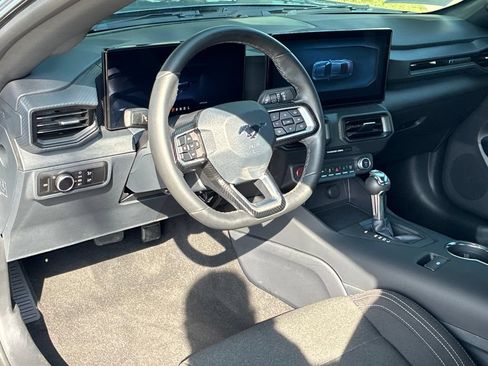 Used 2025 Ford Mustang Coupe RWD image 15