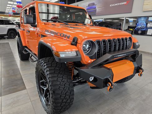 New 2025 Jeep Wrangler Unlimited Rubicon w/ Technology Group image 1