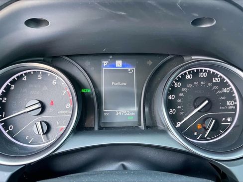 Used 2023 Toyota Camry SE w/ Convenience Package FWD image 25