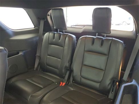 Used 2014 Ford Explorer XLT w/ Equipment Group 202A image 14