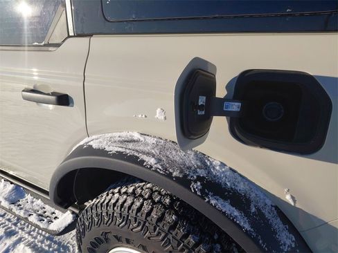 New 2025 Ford Bronco Badlands w/ Sasquatch Package image 23