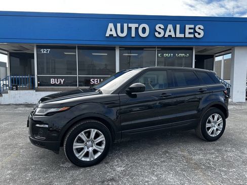 Used 2016 Land Rover Range Rover Evoque SE image 2