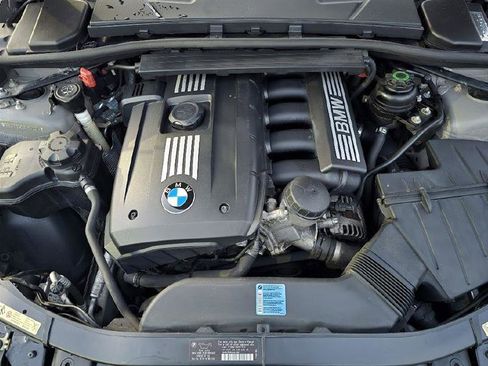 Used 2009 BMW 328i xDrive Wagon image 33