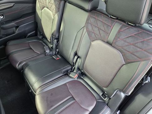 New 2026 Honda Pilot Black Edition image 27