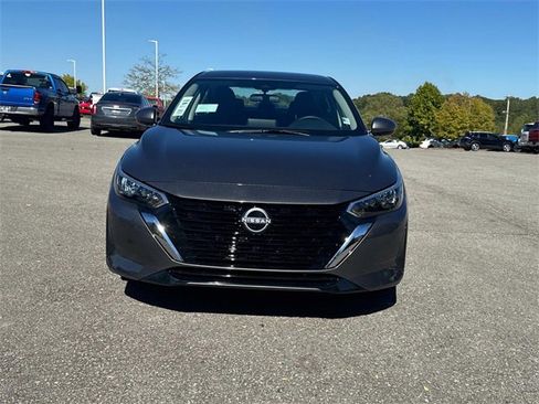 New 2025 Nissan Sentra SV image 9