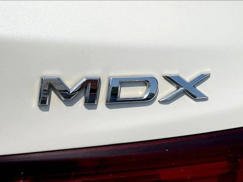Used 2019 Acura MDX w/ Technology & Entertainment AWD/4WD image 23