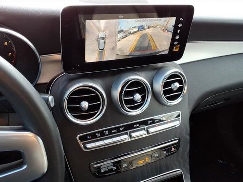 Certified 2022 Mercedes-Benz GLC 300 4MATIC image 6