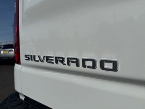 Used 2023 Chevrolet Silverado 1500 LT w/ Protection Package AWD/4WD image 15
