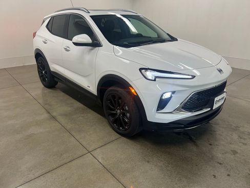 New 2026 Buick Encore GX Sport Touring image 1