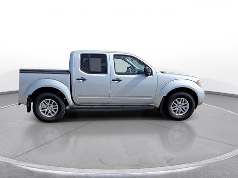 Used 2021 Nissan Frontier SV w/ SV Utility Package RWD image 9