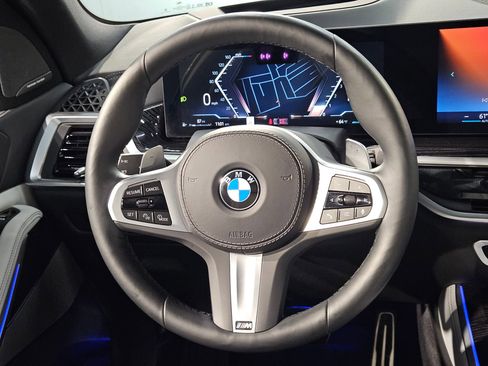 Used 2025 BMW X5 xDrive40i w/ M Sport Package AWD/4WD image 28