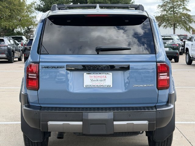 Used 2024 Toyota Land Cruiser w/ Premium Package AWD/4WD image 5