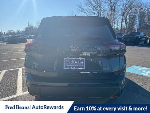 New 2026 Nissan Rogue SV image 8