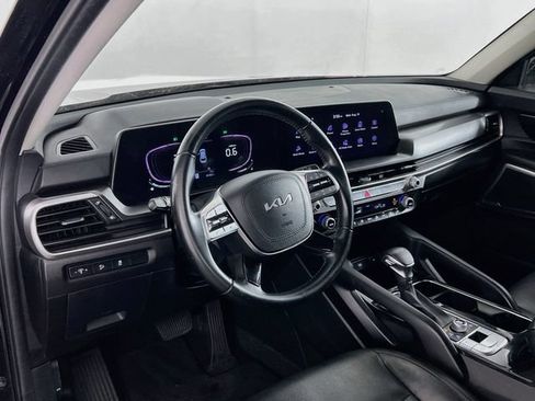 Used 2023 Kia Telluride LX AWD/4WD image 35
