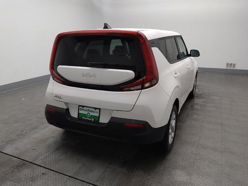 Used 2022 Kia Soul LX w/ Technology Package image 7