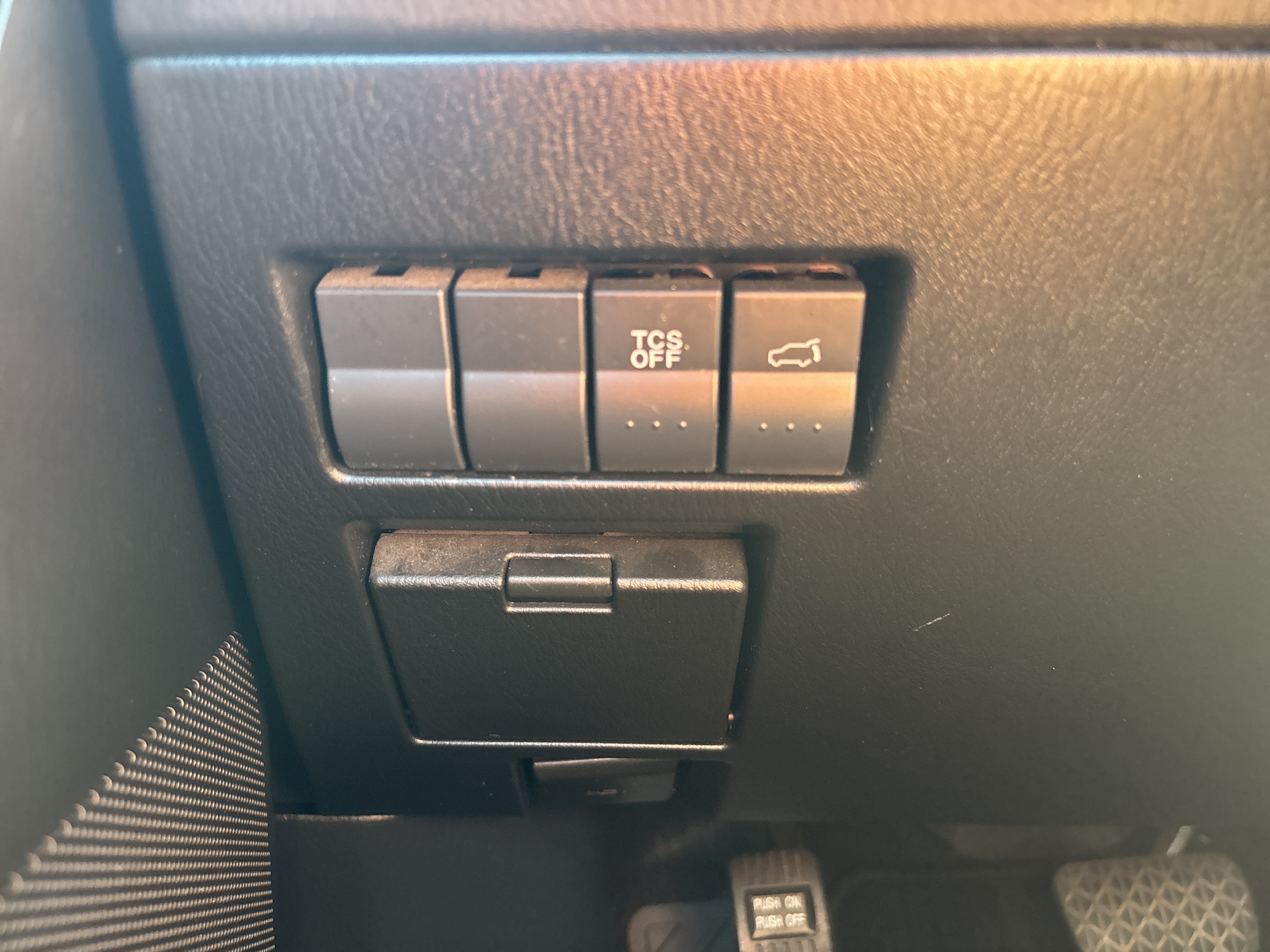 Used 2012 MAZDA CX-9 Touring w/ Moonroof & Bose Audio Pkg AWD/4WD image 21