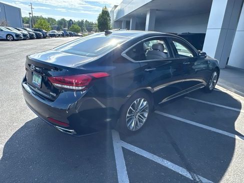 Used 2015 Hyundai Genesis 3.8 w/ Option Group 02 AWD/4WD image 4